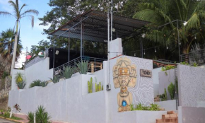 La Embajada Hostel Bacalar